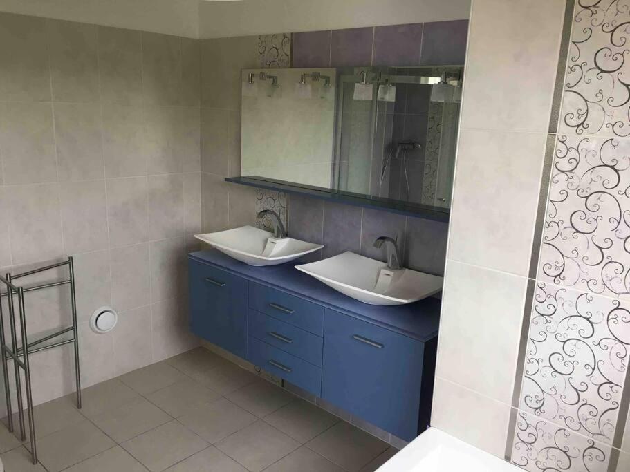 Gite De La Poupardiere, Maison De Campagne En Bordure De Riviere - 2 Nuits Minimum Βίλα Les Cresnays Εξωτερικό φωτογραφία